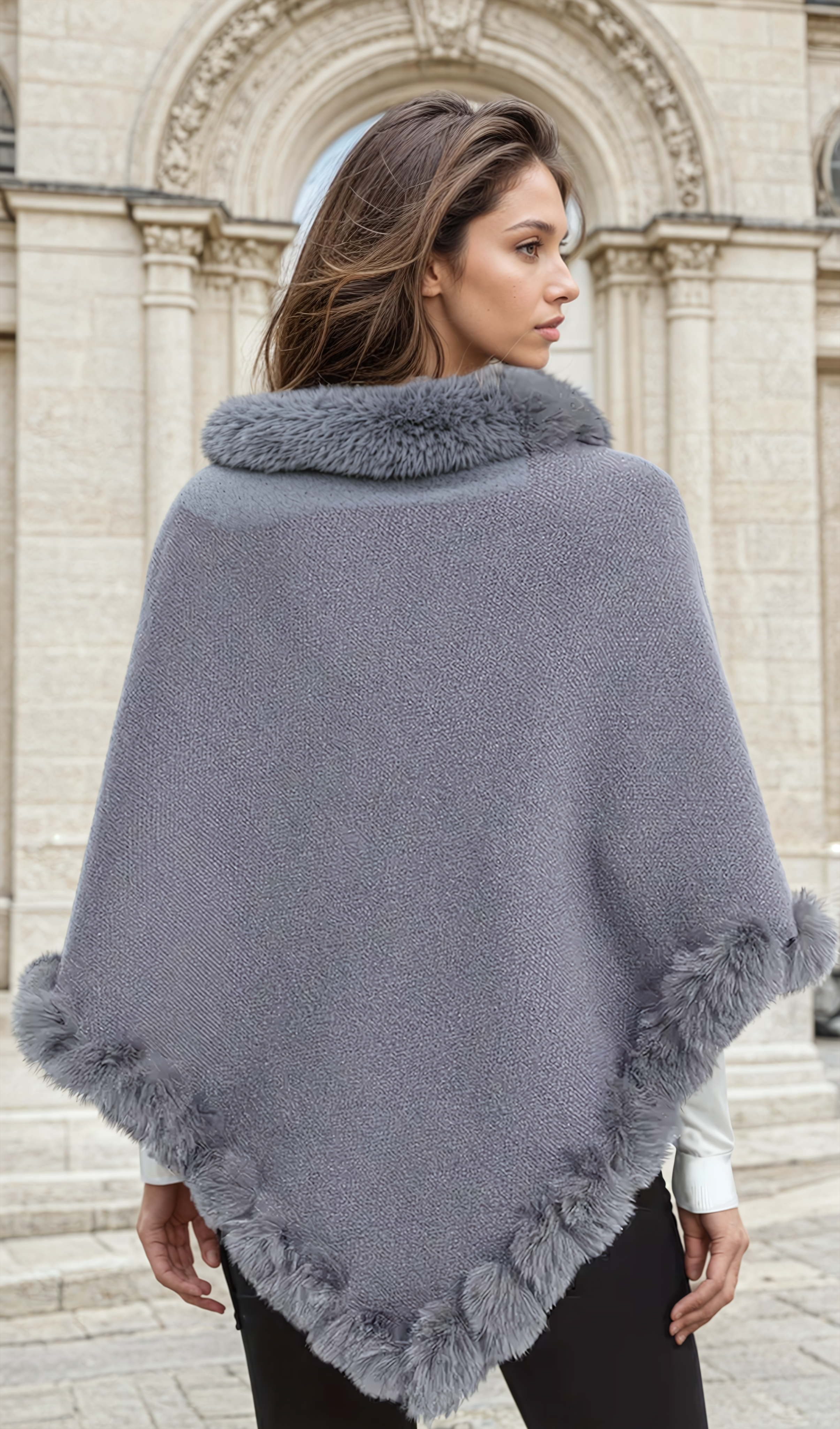 Arctic Chic Pullover Grau