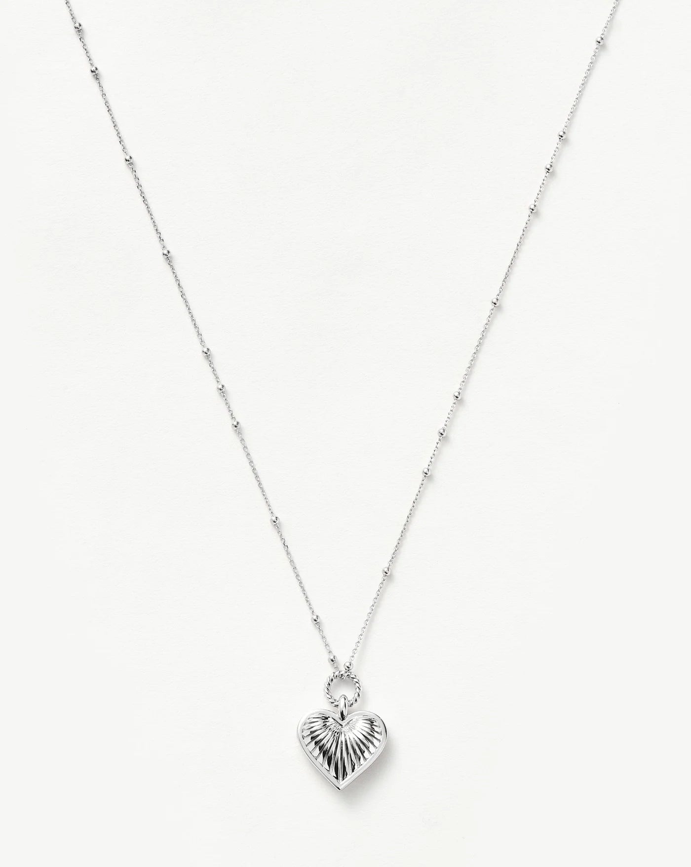 Vanmore Heart's Embrace Necklace